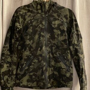 lululemon athletica Green Camouflage Windbreaker